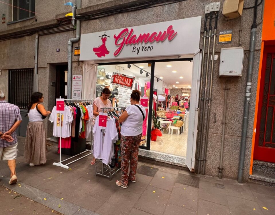 Façana de la botiga Glamour by Vero al carrer del Doctor Reig de Viladecans