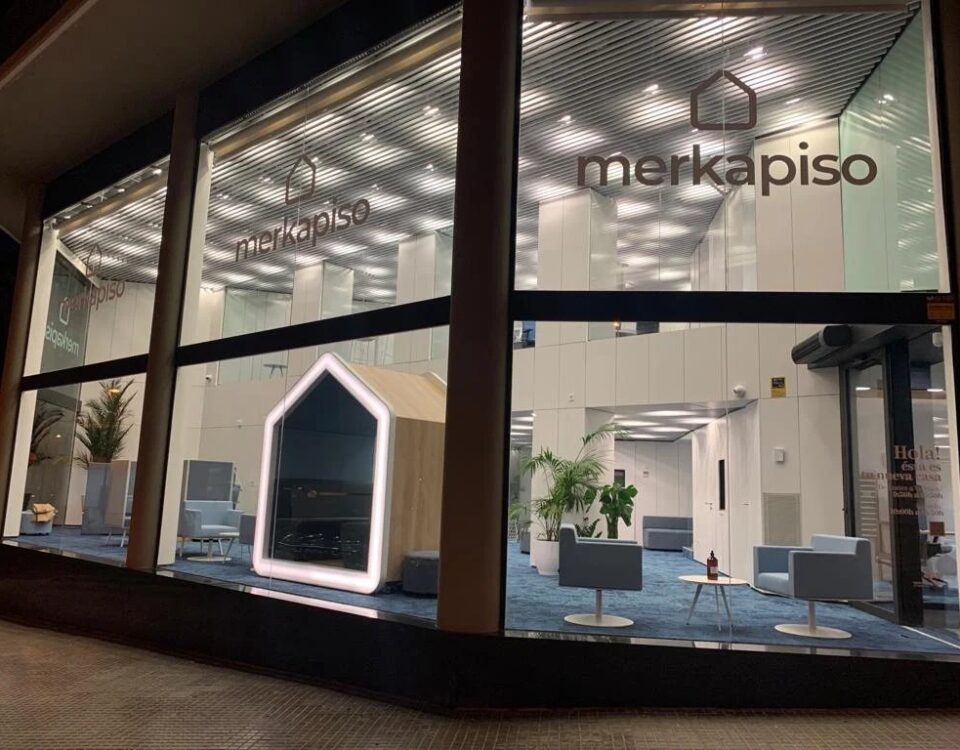 Façana de l'oficina de Merkapiso a Viladecans